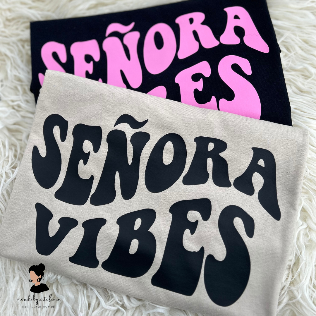 Señora Vibes Crewneck Sweater & T-shirts